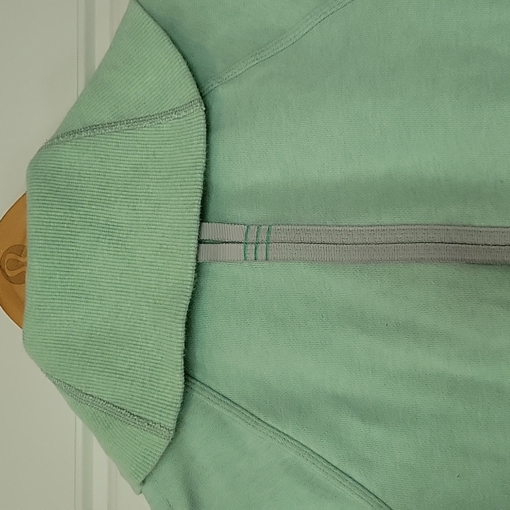 Lululemon Yin to My Yang Cardi - Picture 15 of 16
